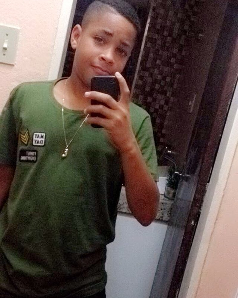 sepmemes_'s tweet photo. foi aqui que pediram um gol? https://t.co/LAOVVyvKZs