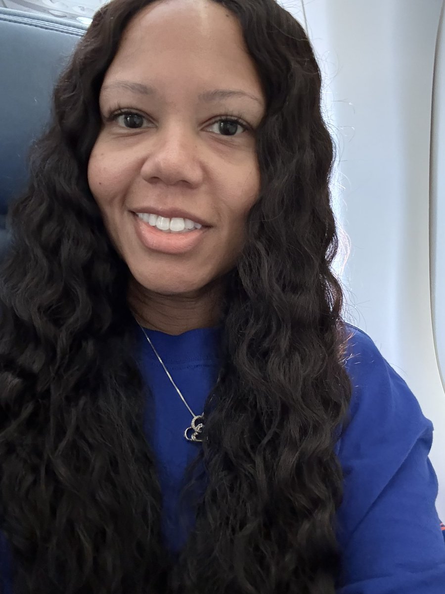 C_Wins_'s tweet photo. Thank you Lord for traveling grace. #Landedsafely
New Yorkโฆ see you soon. โ๏ธ๐ฝ๐#NewYorkForever https://t.co/oaCVZkVYeg