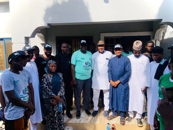 wvleed_kessiee's tweet photo. Thousands of youths flooded the streets of Kano South in a solidarity rally in support of Sen. Abdurrahman Kawu Sumaila's defection to the All Progressives Congress (APC). https://t.co/gvNZQKOJOW