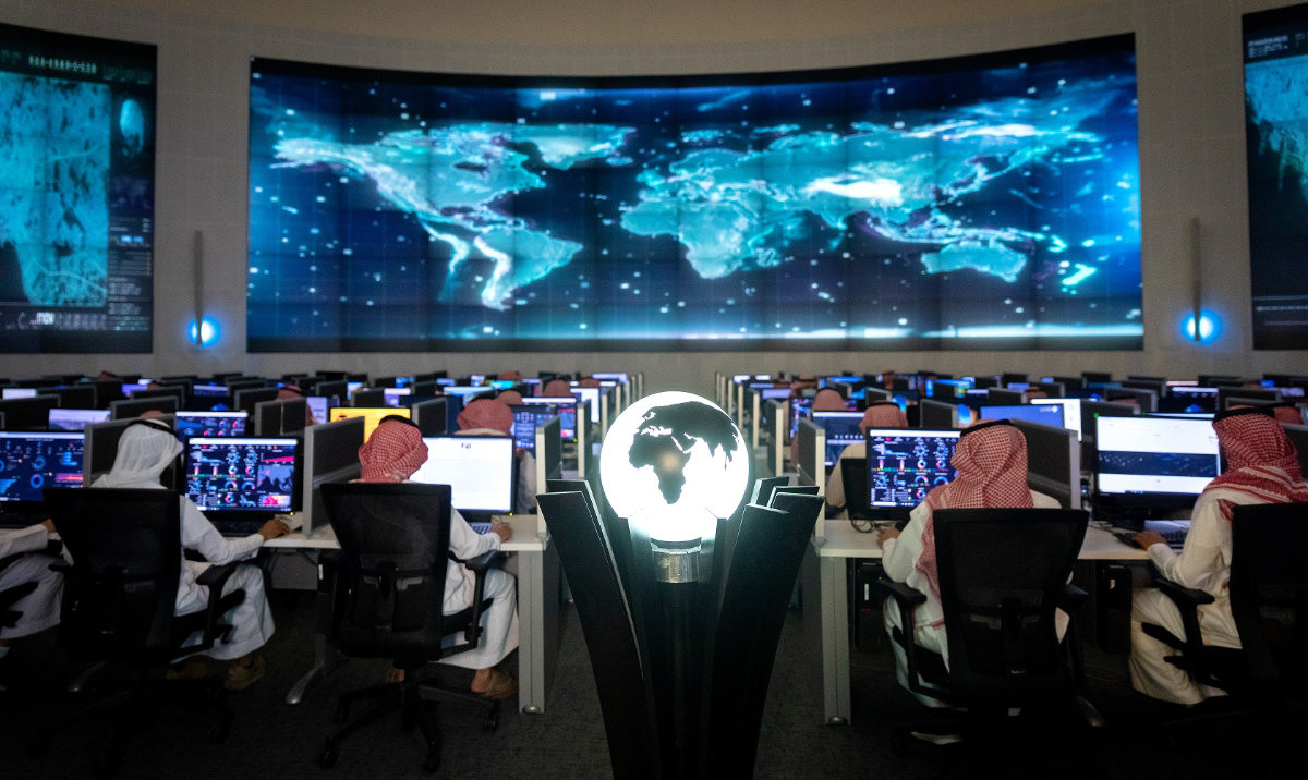 arabnews's tweet photo. #Etidal in cooperation with messaging platform #Telegram, removed more than 16 million pieces of extremist material in the first quarter of 2025 https://t.co/TiKqyd9lzB https://t.co/fp5ekLJu2J