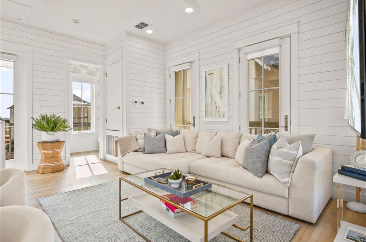 CinnamonShore's tweet photo. From the infinity-edge Cabana Pool 🏊‍♂️ to cozy, coastal interiors. Steps from the beach and resort amenities, it can become your go-to destination and a place to return again and again.  Reserve your dream getaway today! 📲

https://t.co/VCTi4m3y7l https://t.co/z3MQBF1Zfr
