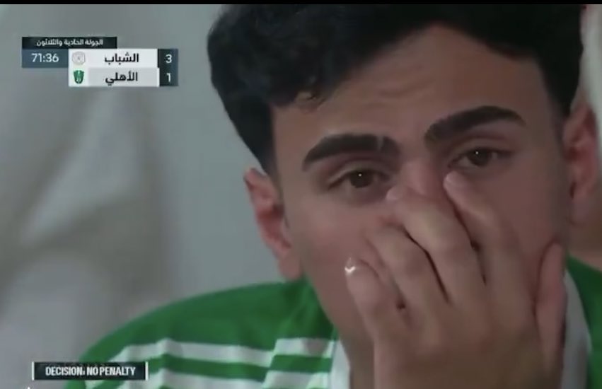 turki_falaj's tweet photo. الشباب يظهر شخصيته دائماً من أرضية الملعب..
رغم فوارق الميزانيات وبالظروف الصعبة والنقص.. إلاّ ان الليوث كانوا في الموعد ..

ثلاث نقاط مستحقة بثلاثة أهداف.. مبروكين 🖤

#الشباب_الاهلي https://t.co/QnI9PqBdfd