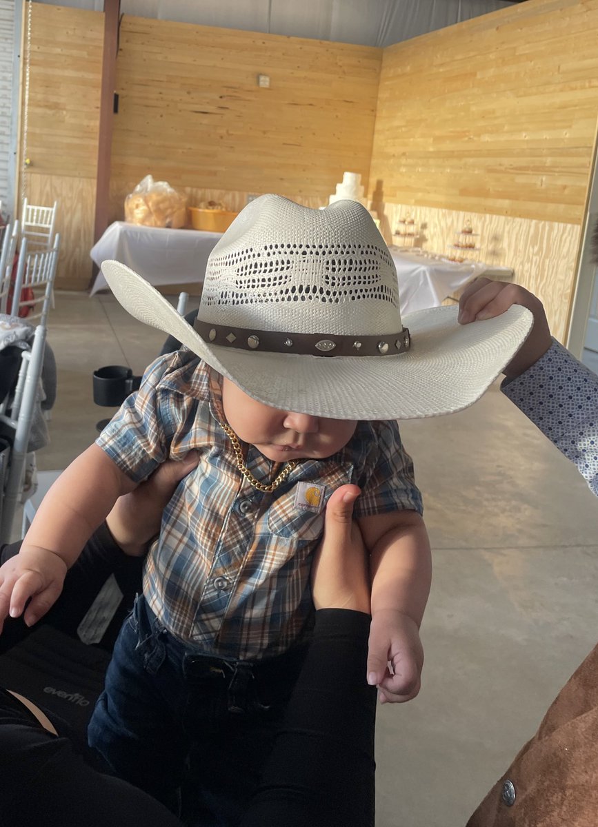 Happy Mother’s Day 🤍 w my little cowboy 👶🏻