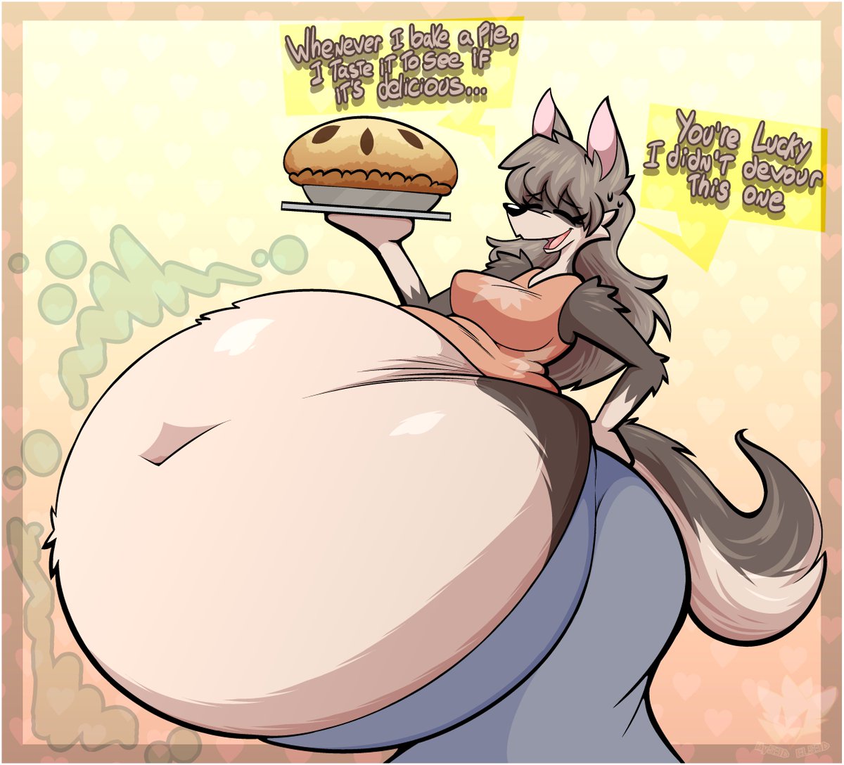 S3dalito's tweet photo. Nothing better than a delicious pie made by mom nwn https://t.co/akj4QSyqhG