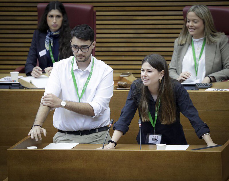 Derecho Constitucional UMH tweet media