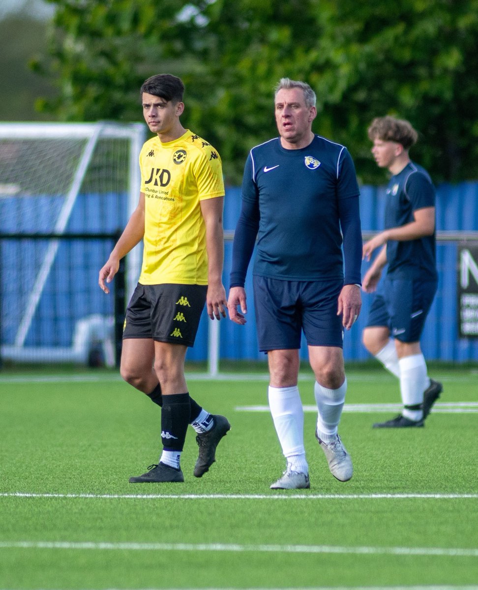 🙌🏻 RAISING MONEY FOR CHARITY! This time last weekend, a number of our Essex based Head Coaches took on the Wandering Crows Charity Football Team.

Take a flick through the photos to see some of our Head Coaches in action, as well as our vlog!

youtu.be/B4xwd_rGpw4