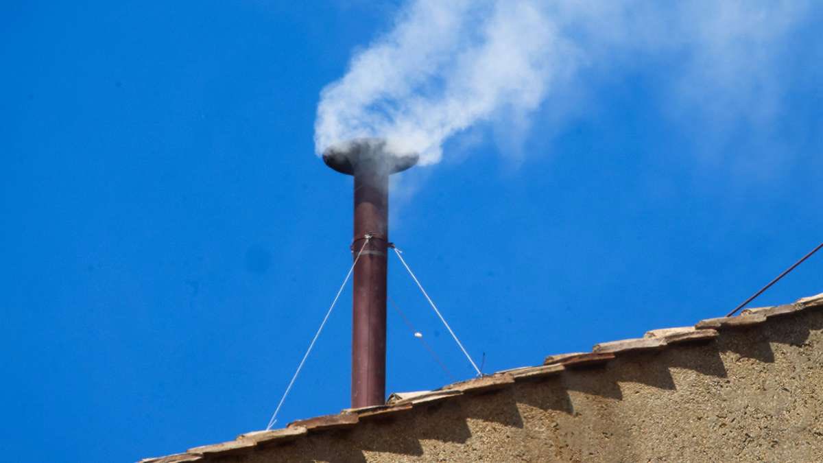 Bitte die nächsten zwei Wochen täglich Angelus Gebet und Rauchzeichen der Medizinischen Abteilung-<a href="/VfB/">VfB Stuttgart 1893</a> <a href="/StN_News/">StN_News</a> <a href="/VfBSTR/">VfB STR</a>