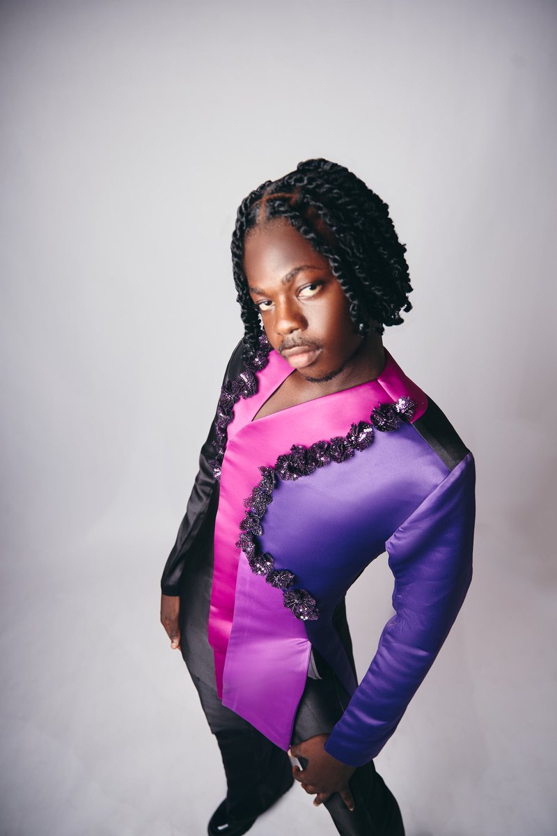 iam_almed's tweet image. Watch them roast me 🤣🤣🤣🤣.  I look soo good and smell good. #tgma26