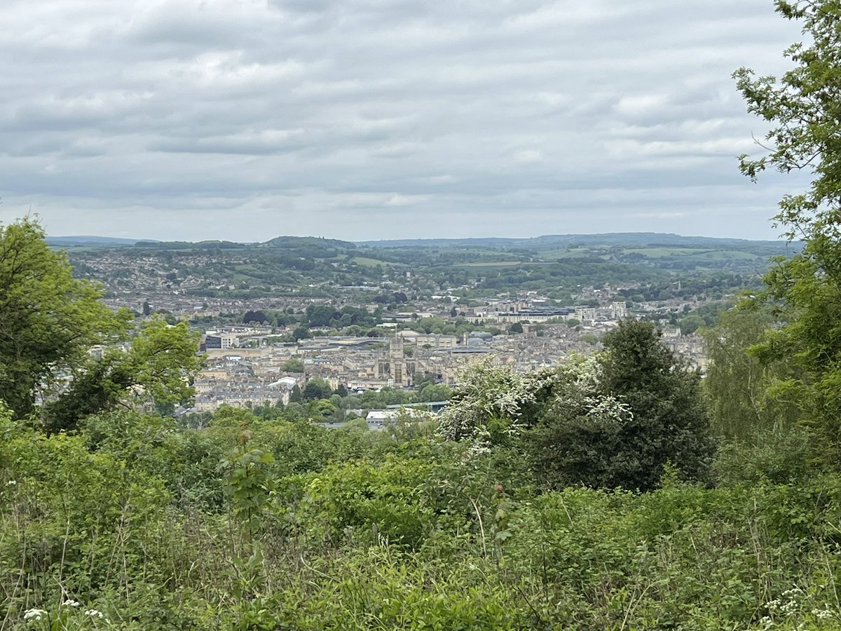 wilkoloopylu's tweet image. #NHS1000miles week 19 for 2025
Walk 🚶‍♀️16.65 miles 
Run 🏃🏻‍♀️ 25.30 miles
Total 41.95 miles 
YTD 748.36 miles 
A few days away in Bath and a cricket and football filled day today. Making the most of the lovely weather
