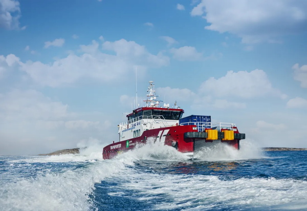 HELLENICSHIP's tweet image. World’s First #Biomethanol-powered CTV Delivered #Transfer #vessel
hellenicshippingnews.com/worlds-first-b…