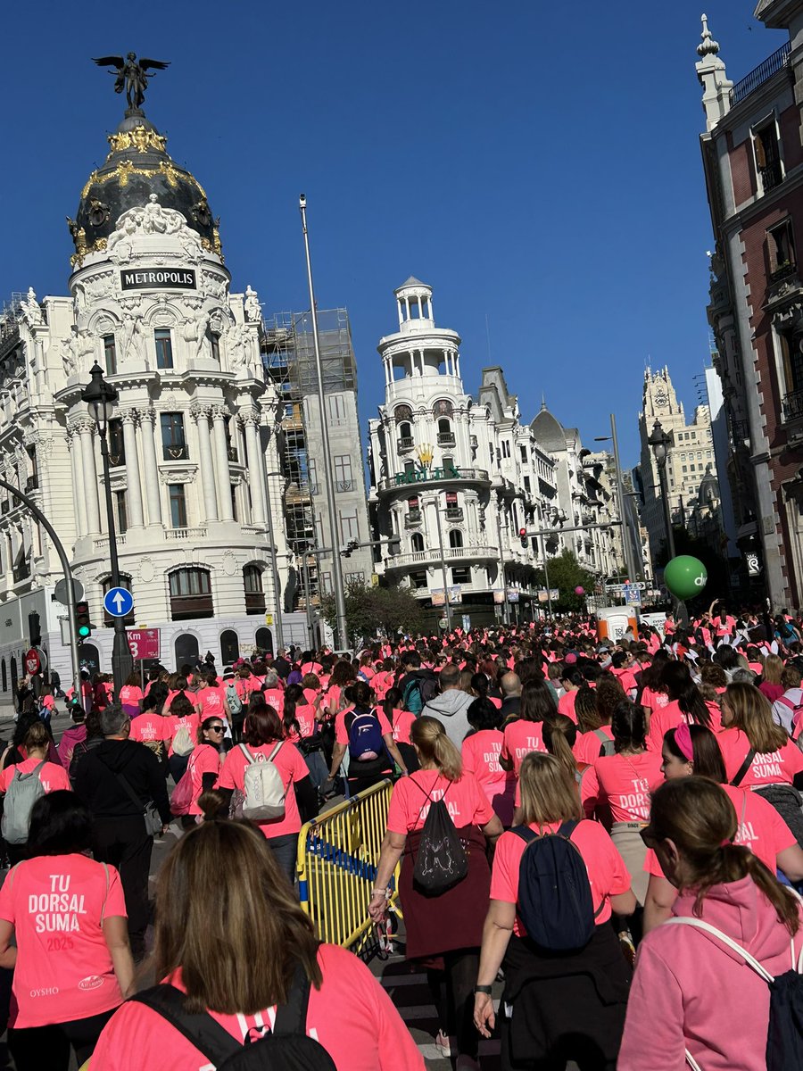 sonipax's tweet photo. @AytoBrunete @PromocionaMujer @CarreraMujer #MareaRosa #CarreradelaMujer #Madrid @CarreraMujer https://t.co/Gg7Vf2e6Ei