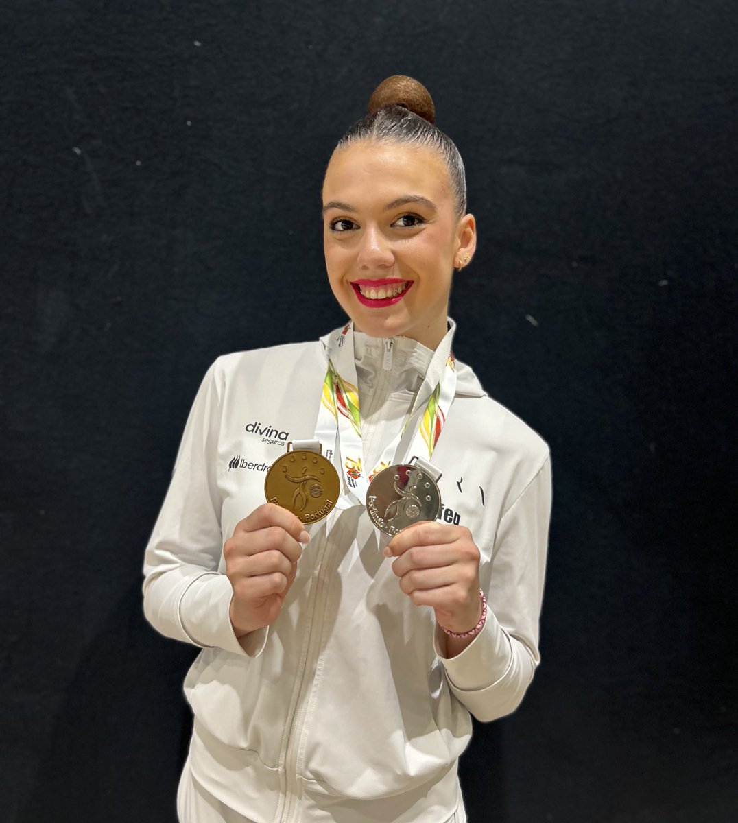 RFEGimnasia's tweet photo. 🇪🇸 Lucia González recoge las medallas de PLATA y BRONCE conseguidas en las finales de la #WCCPortimao 🥈🥉

¡ENHORABUENA! https://t.co/WuFvzEbH6J