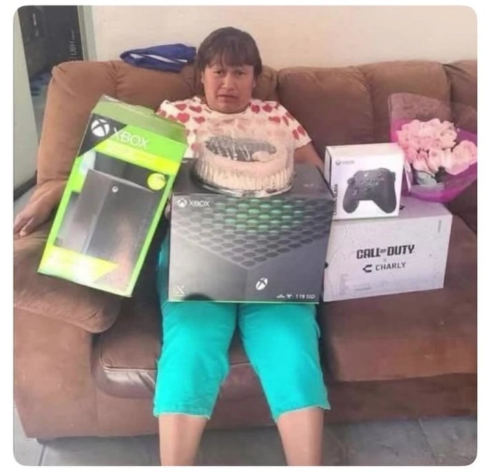 undergroundchem's tweet photo. For my mama anything 💕
Happy mothers day https://t.co/5kqfDnMSgf
