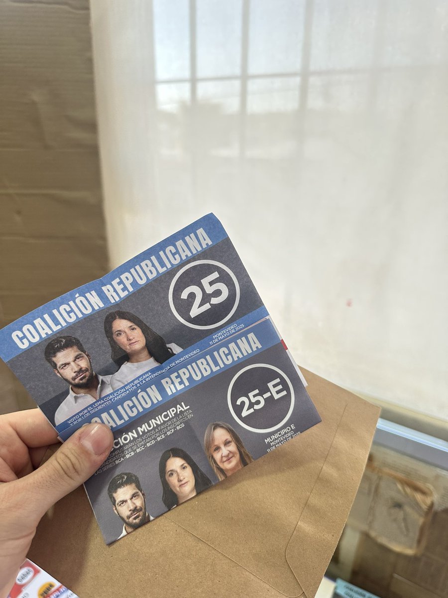 Hoy, con mucho orgullo, votamos la lista 25 a la Junta Departamental, encabezada por <a href="/FdePaganini/">Federico Paganini</a> de la <a href="/UJReformistas/">UJR</a>.

Y en el Municipio E votamos la 25-E, la única candidatura colorada en el Municipio.

Montevideo no da más. Vos también #ElegíRenovar 🗳️