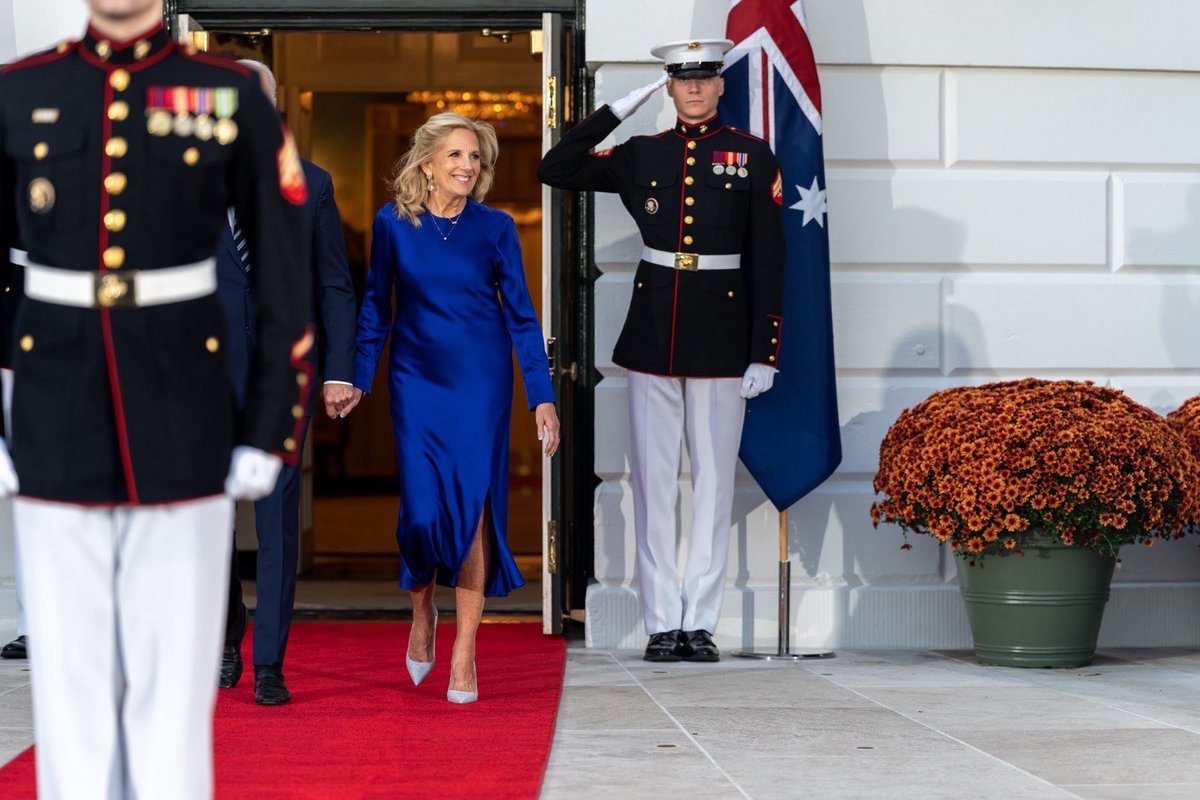 JoeBiden's tweet image. Happy Mother’s Day to the best mom, nana, and great-grandmother. We love you, Jilly.