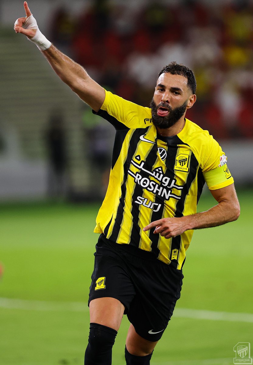 ittihad's tweet image. يا لها من احتفالية أيقونية 🤩☝️
#الاتحاد_الفيحاء