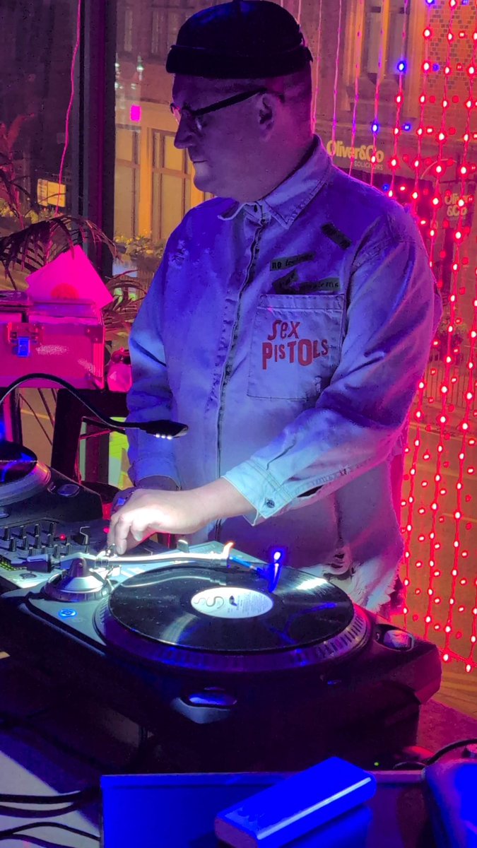 Massive thank you to everyone who came down to <a href="/ThatBeerPlaceHQ/">THAT BEER PLACE...</a> on Friday night for Chesters Vinyl Open Decks Night! We're back under the disco ball on the 6th of June 🪩