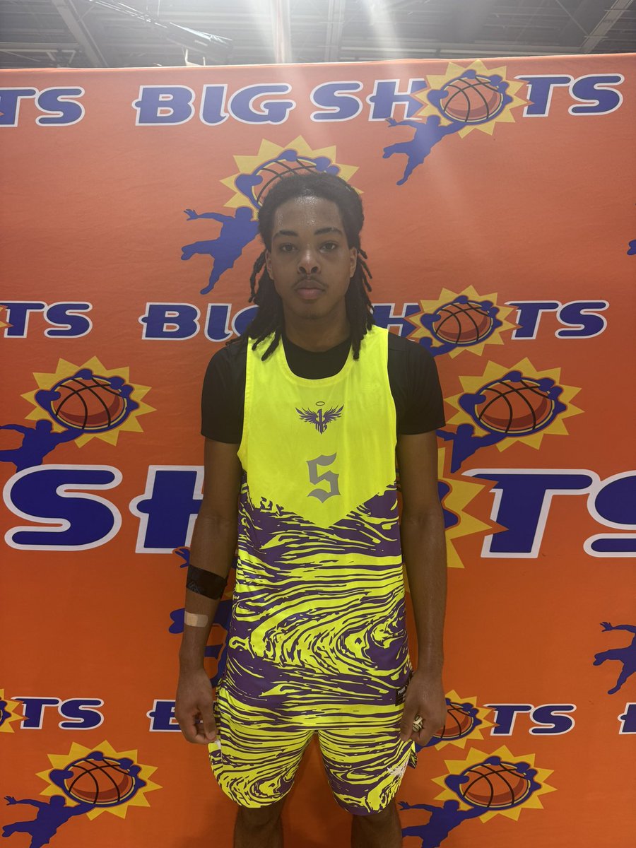 #BIGSHOTS #RockTheRockBiancardi 

16U SHOWCASE 

Team United EYBL 74 
1 Janon Singh 15 
7 Josiah Johnson-Freeman 11

1 Of 1 Elite 57 
5 Malachi John 20