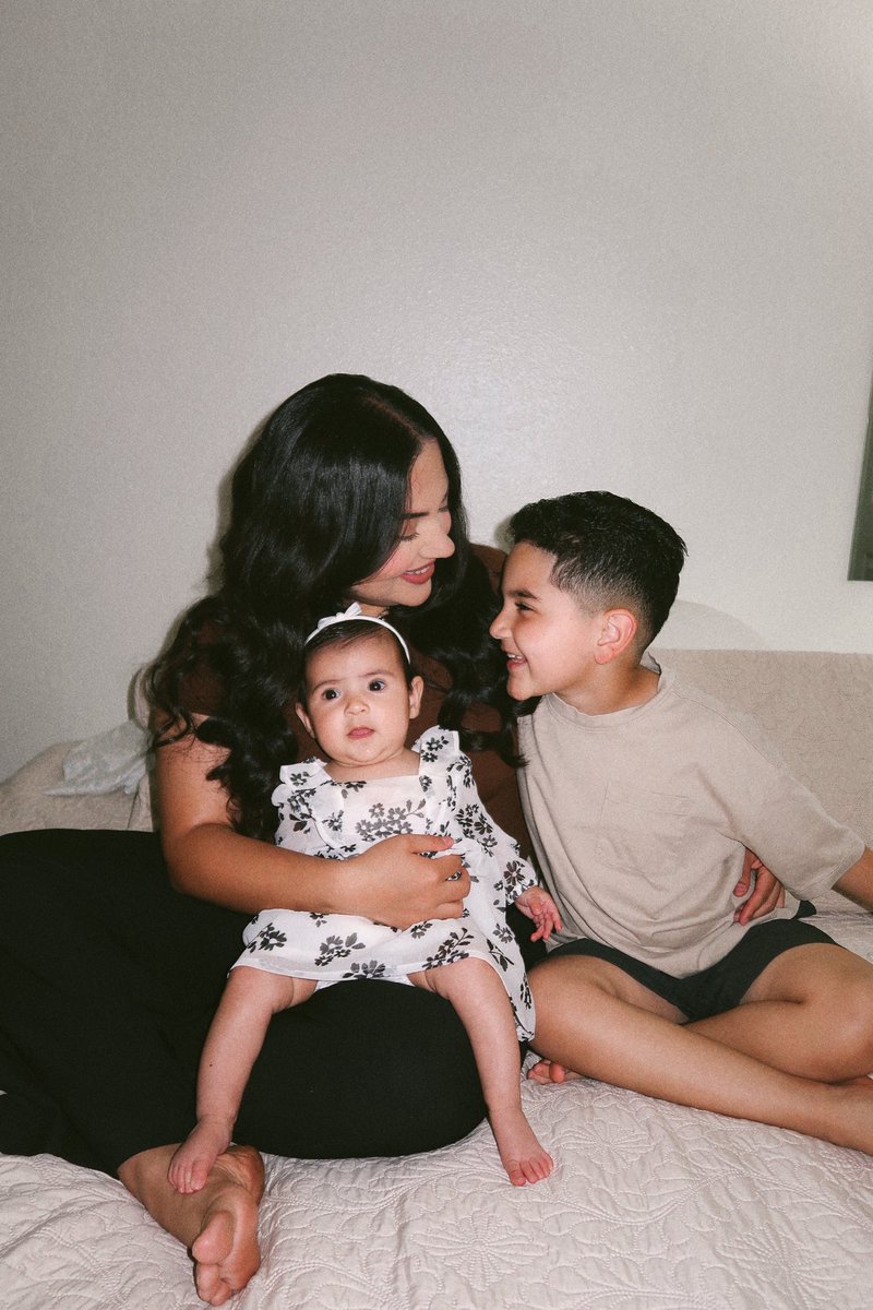 crystalreynv's tweet photo. Everything i need in life is right here, in my arms. What a blessing it is to be called your mama 💝 https://t.co/79JjIyBPm4