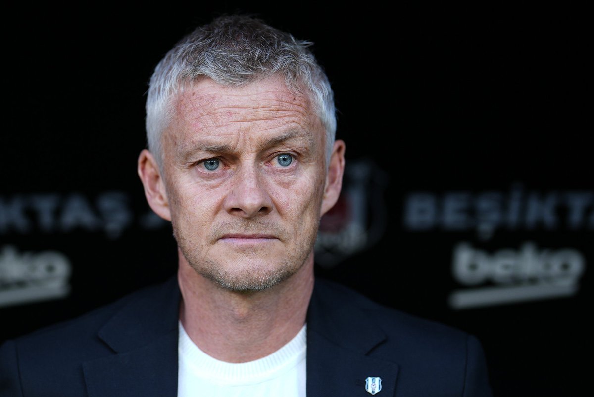 SportsDigitale's tweet photo. 🎙️ “Serdal Adalı, tartışmasız bir ismin transfer edileceğini söyledi ve ‘Hocamız kimi isterse onu transfer edeceğiz.’ dedi. Kimi istersiniz?”

Ole Gunnar Solskjaer: Haaland'ı istiyorum. https://t.co/gswPAJ2HSr