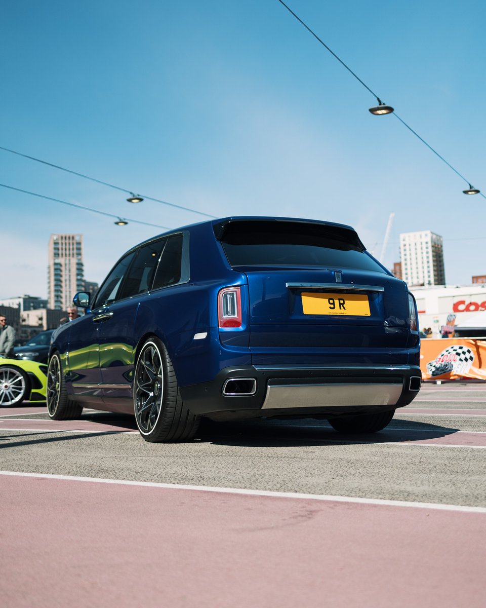 🔥 9 R — the ultimate statement in personalised plates. Just one letter. Just one number. A single single that turns a Rolls-Royce Cullinan into a rolling piece of prestige💎

👉 regtransfers.co.uk

#9R #SingleSingle #RollsRoyce #Cullinan #NumberPlates #Regtransfers