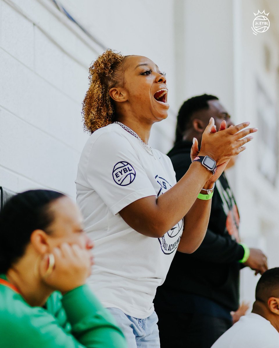 NikeEYB's tweet image. 𝗙𝗲𝗲𝗹𝗶𝗻𝗴 𝗮𝗹𝗹 𝘁𝗵𝗲 𝗹𝗼𝘃𝗲 𝘁𝗵𝗶𝘀 𝗦𝘂𝗻𝗱𝗮𝘆 🫶

#JrEYBL | #GameTalks