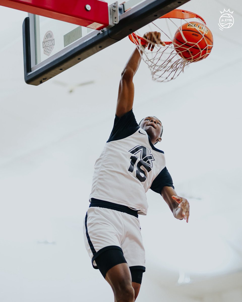 NikeEYB's tweet image. 𝗙𝗲𝗲𝗹𝗶𝗻𝗴 𝗮𝗹𝗹 𝘁𝗵𝗲 𝗹𝗼𝘃𝗲 𝘁𝗵𝗶𝘀 𝗦𝘂𝗻𝗱𝗮𝘆 🫶

#JrEYBL | #GameTalks