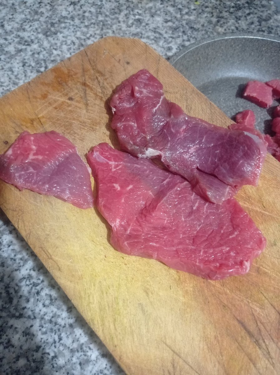 Migroshemenden istediğim et 3 renk geldi. Ve kokuyordu. İnsan sağlığını tehlikeye atmak bu kadar mı kolay <a href="/mkarayilan27/">MANİSA TARIM VE ORMAN İL MÜDÜRÜ</a> <a href="/SehitkamilBel/">Şehitkamil Belediyesi🇹🇷</a> <a href="/umutymz/">Av.Umut YILMAZ</a> <a href="/Migros_Turkiye/">Migros Türkiye</a>