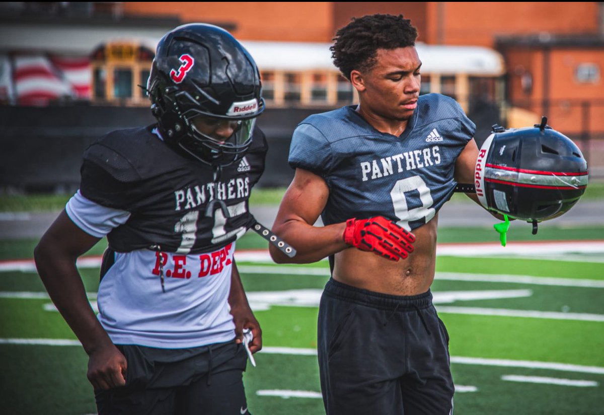 dloche4's tweet image. Spring Game Loading❤️🖤
@fitnesskingWash @cbrot34 #AGTG