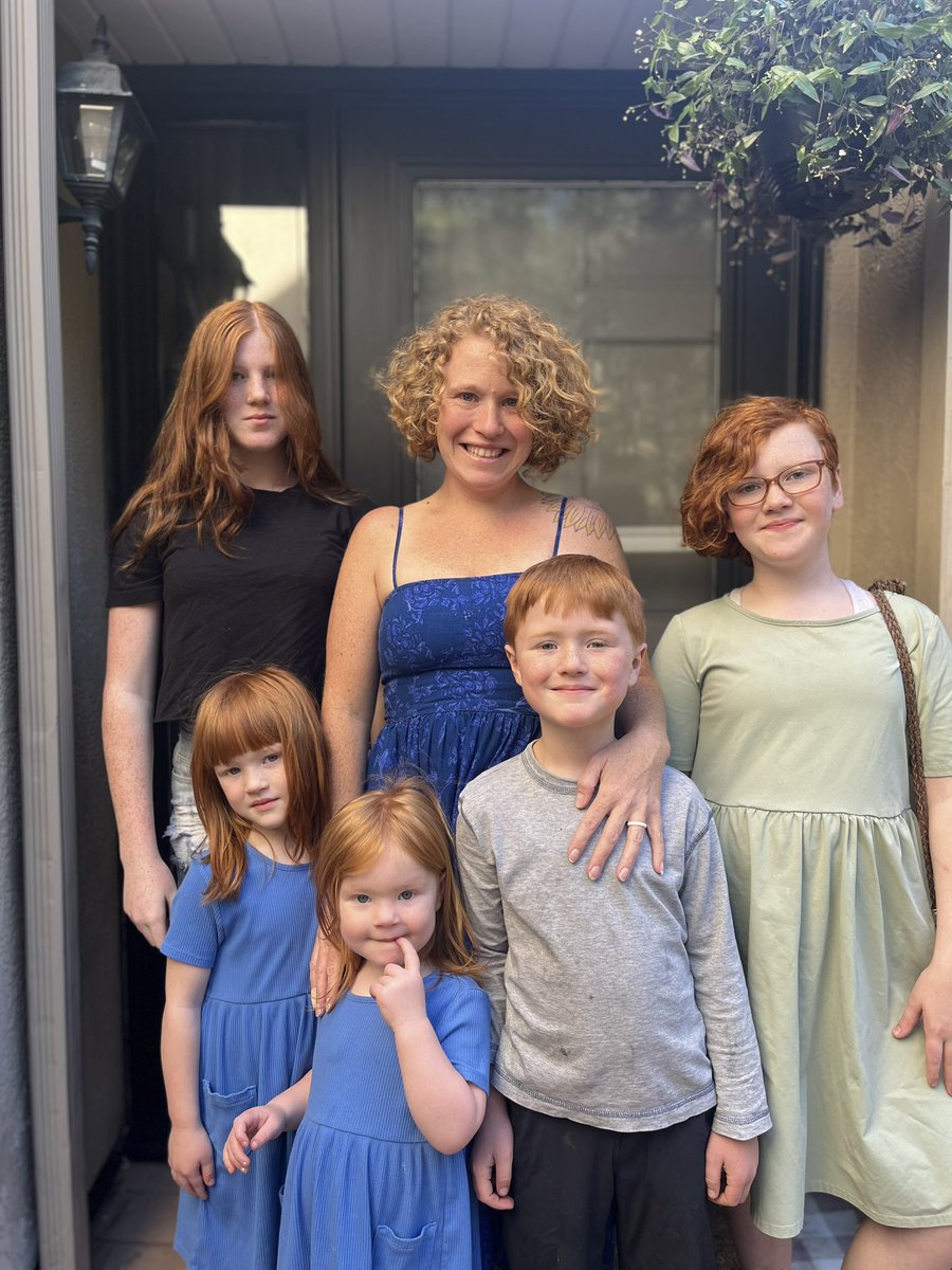 skylerbascom's tweet photo. Happy Mother's Day

Hats off to all the wonderful
Moms out there https://t.co/YJp2PvKL9E