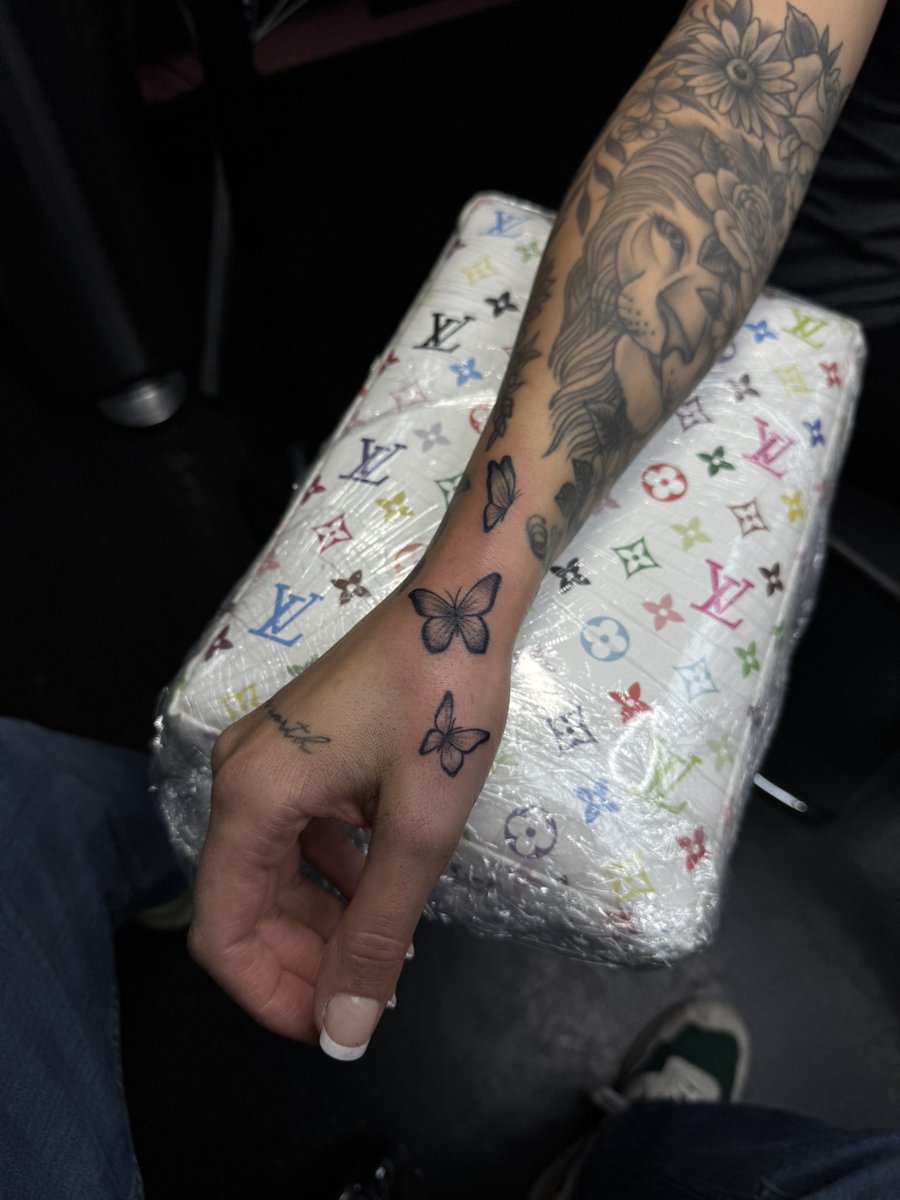 Walk Ins Welcome ‼️
Open 7 Days A Week 🗓️ 
10 Talented Tattooers
Any Style &amp; Project Welcomed.
Tattooed By <a href="/adamdouglas4130/">Adam Douglas</a> 🇺🇸