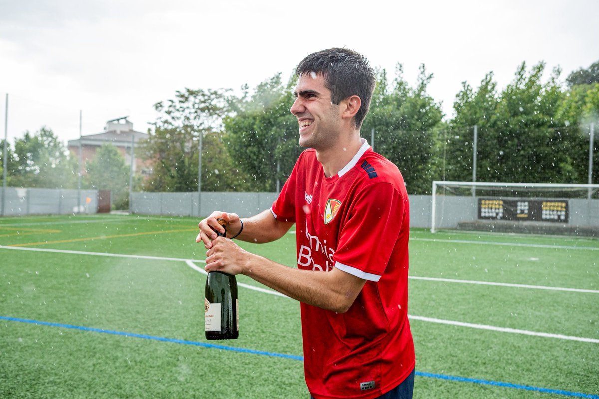 🏆🎉 FINAL DEL PARTIT (0️⃣-9️⃣) I INTENSA PLUJA🌧️ I AMPOLLES DE CAVA🍾 PER CELEBRAR QUE EL FILIAL #TERRASSISTA ÉS 𝗖𝗔𝗠𝗣𝗜Ó 𝗗𝗘 𝗟𝗟𝗜𝗚𝗔 I ASCENDEIX DE CATEGORIA!

☁️ #ToquemElCel