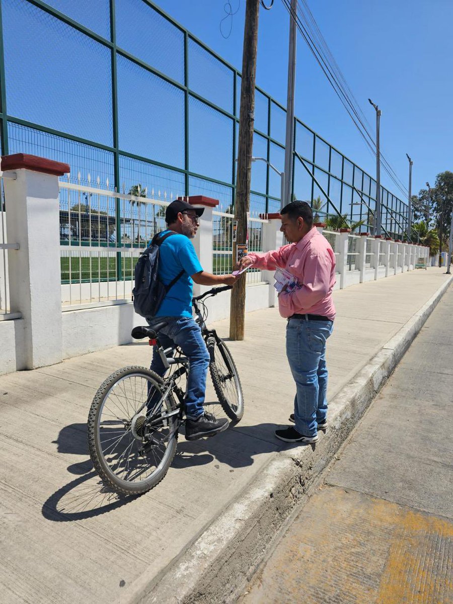 joseglunaduran's tweet photo. La colonia El Zacatal en #sanjosedelcabo lo tiene muy claro, 0️⃣8️⃣ boleta rosa 🩷
Seguimos conociendo las inquietudes y dudas de la gente en estas #eleccionesjudiciales
#bcs #BajaCaliforniaSur #loscabos #lapaz #comondu #mulege #loreto #magistradodecircuito #PoderJudicial https://t.co/wsjVDog3A5