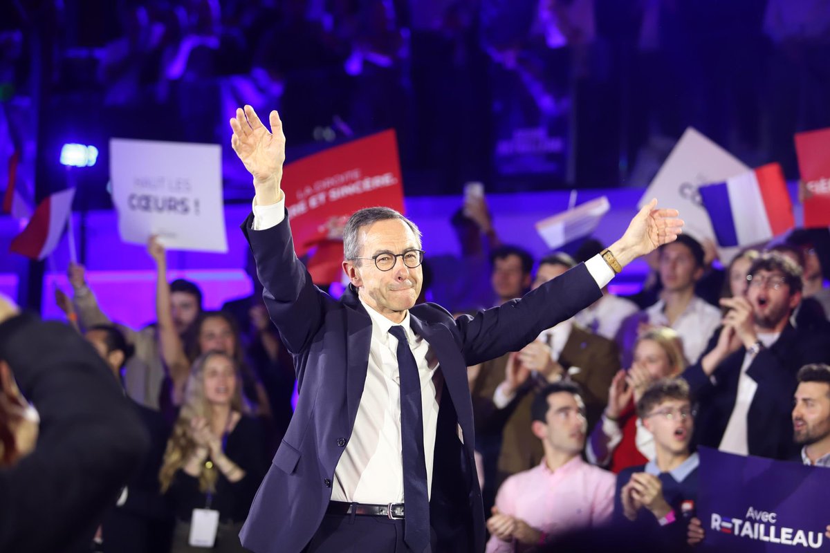 fxbellamy's tweet photo. Tous ceux qui ont partagé ce moment aujourd’hui autour de @BrunoRetailleau le savent : la droite a retrouvé son élan, et elle est prête à travailler sans relâche pour rendre une espérance au pays. J-7 ! #AvecRetailleau https://t.co/1rCIPYc3IC