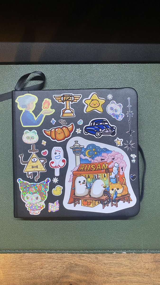 bu deftere sticker yapıştırma işi süper bi şimiş