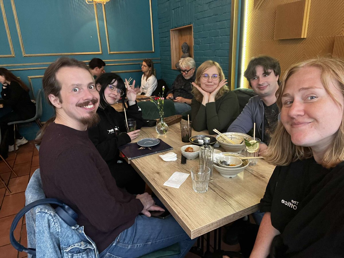 crushovitz 🎮🐱☕️ tweet media