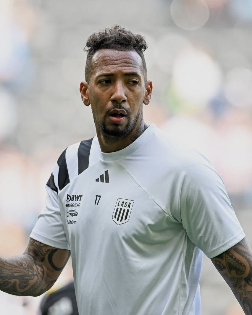 JeromeBoateng's tweet photo. life lately https://t.co/QEnPA4CsMf