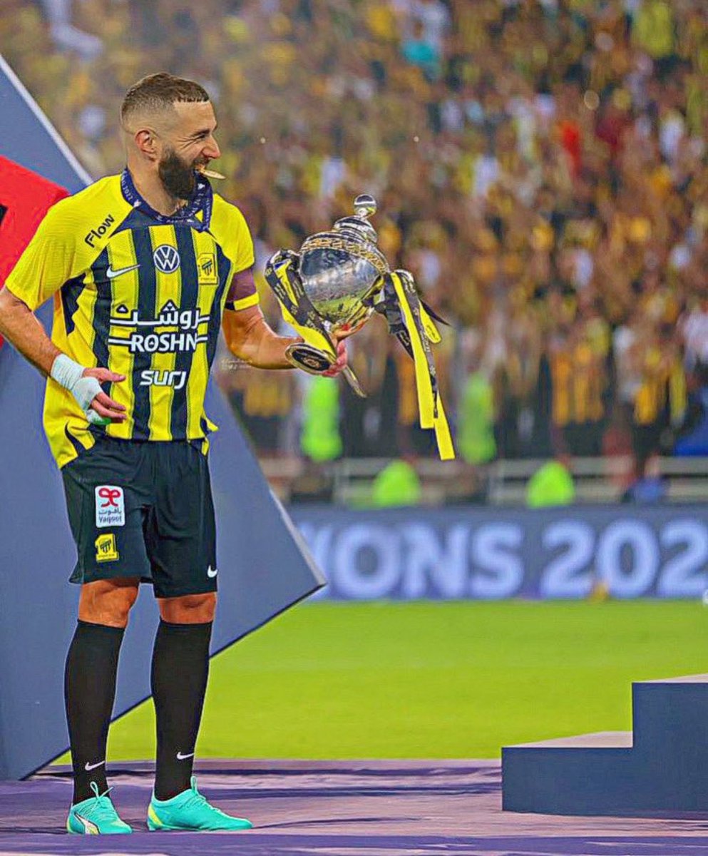 يمشي كدا كدا إلى اللقب 💛

كريم بنزيما مسجل هدفين ⚽️ ⚽️ 

#الاتحاد_الفيحاء