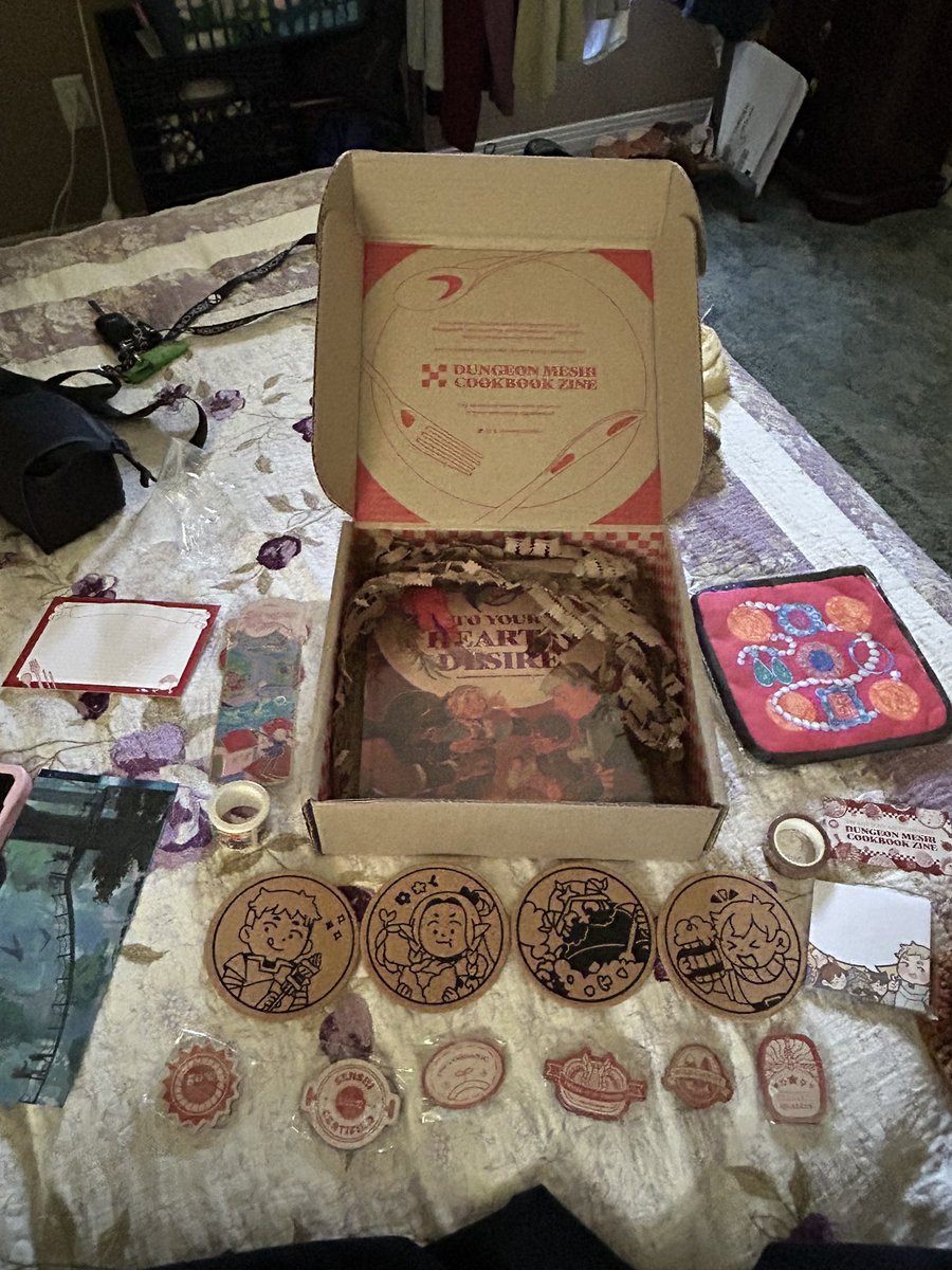 Hyacinth (@hyacinthsaved) on Twitter photo Came back home from college to be surprised with my <a href="/dunmeshizine/">Dungeon Meshi Cookbook Zine 🍖</a> !!! The artists and designers did such an amazing job !!! 🥹🥹🥹 Came back home from college to be surprised with my <a href="/dunmeshizine/">Dungeon Meshi Cookbook Zine 🍖</a> !!! The artists and designers did such an amazing job !!! 🥹🥹🥹