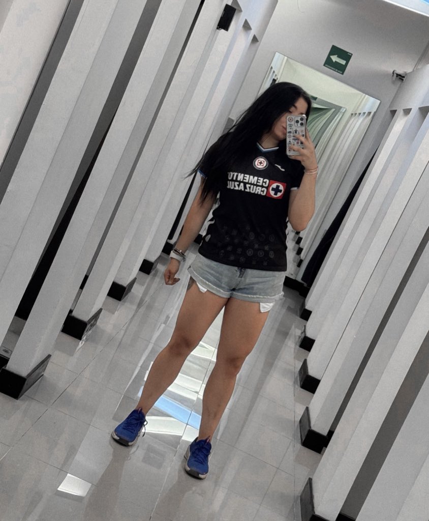 j u l i e 🫀 tweet media