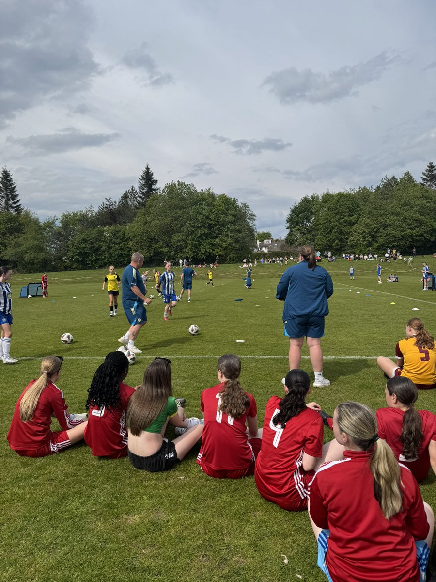 𝐍𝐞𝐱𝐭𝐆𝐞𝐧 𝐅𝐞𝐬𝐭𝐢𝐯𝐚𝐥

After yesterday’s 13s/17s festivals, it was our 15s squad’s turn to take part today.

Well done to all the players for their effort in the warm conditions — and a special mention to all our 2012s who stepped up an age group today 👏🏻 👏🏻 👏🏻