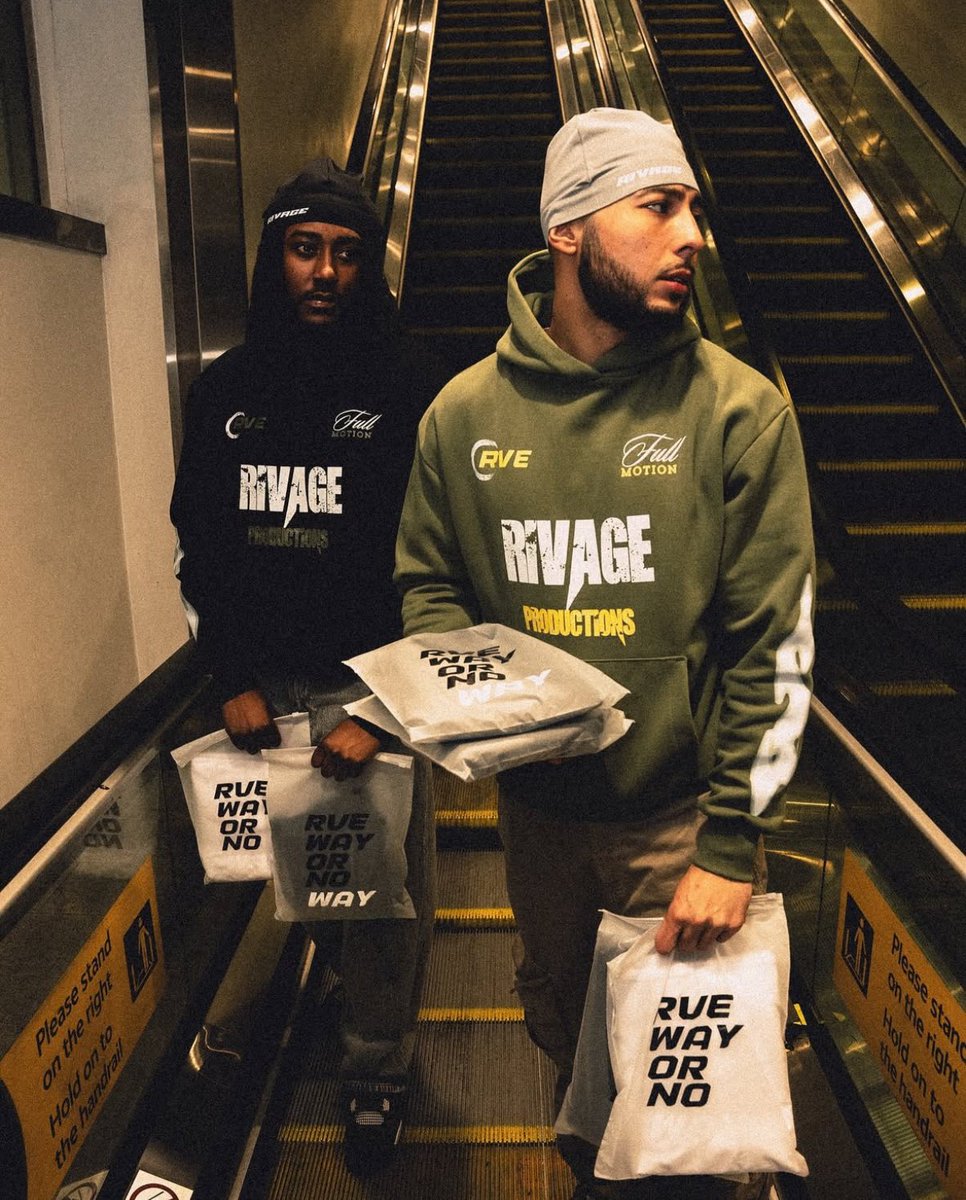 therealedwardo's tweet photo. Me and my boy have started up a clothing brand, currently a few months in and things are picking up 🙌🏾 lock in watch and support the journey! A lot coming soon so check us out 😎🤞🏾 https://t.co/mxW10hIV7Z https://t.co/Gnqy5LlvBc