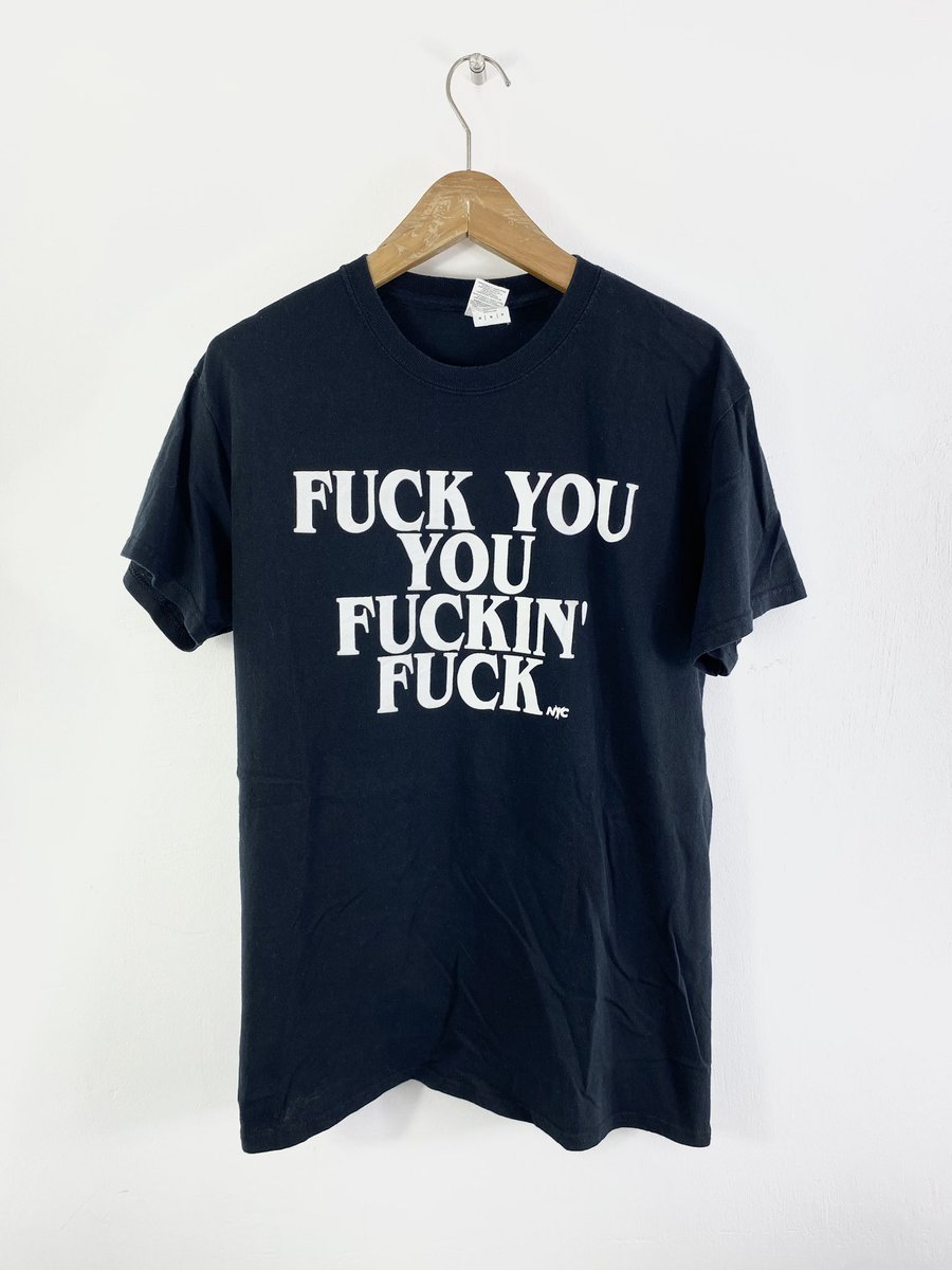 Growdung2hand's tweet photo. Vintage Slogan Tee 

#gd2hstore #slogantee #vintageslogantee #texttee #word  #vintagewordingtees #singlestitch #y2k #y2kstyle #90s #y2koutfits https://t.co/ncR9ihD7p3