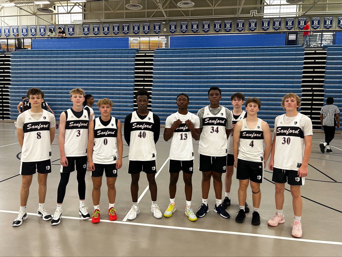 1️⃣5️⃣u White bounced back to end the tournament with a win after going 0-2 on Saturday. This group went 2️⃣-2️⃣ on the weekend playing great basketball 🏀

#SanfordSports | #TogetherAsOne | #MothersDay2025