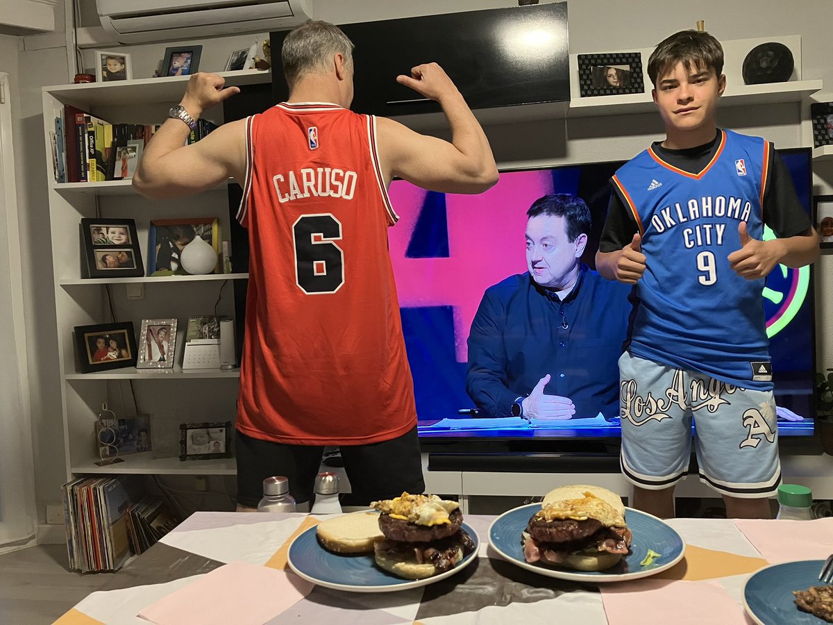 danieljpalomero's tweet photo. #TiempoDePlayoffs https://t.co/lsXBj5vPHU