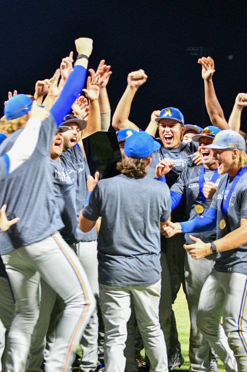 RamsASUbaseball's tweet image. 2025 Lone Star Conference Baseball Championship All-Tournament Team ⚾️🐏

Most Valuable Player: Chase Pendley, DH
Pitcher: Nick Wilson
Second Baseman: Austin Bec
Third Base: Lane Hutchinson
Shortstop: Justin Harris
Outfielder: Ethan Flodstrom
Outfielder: Weston Valasek