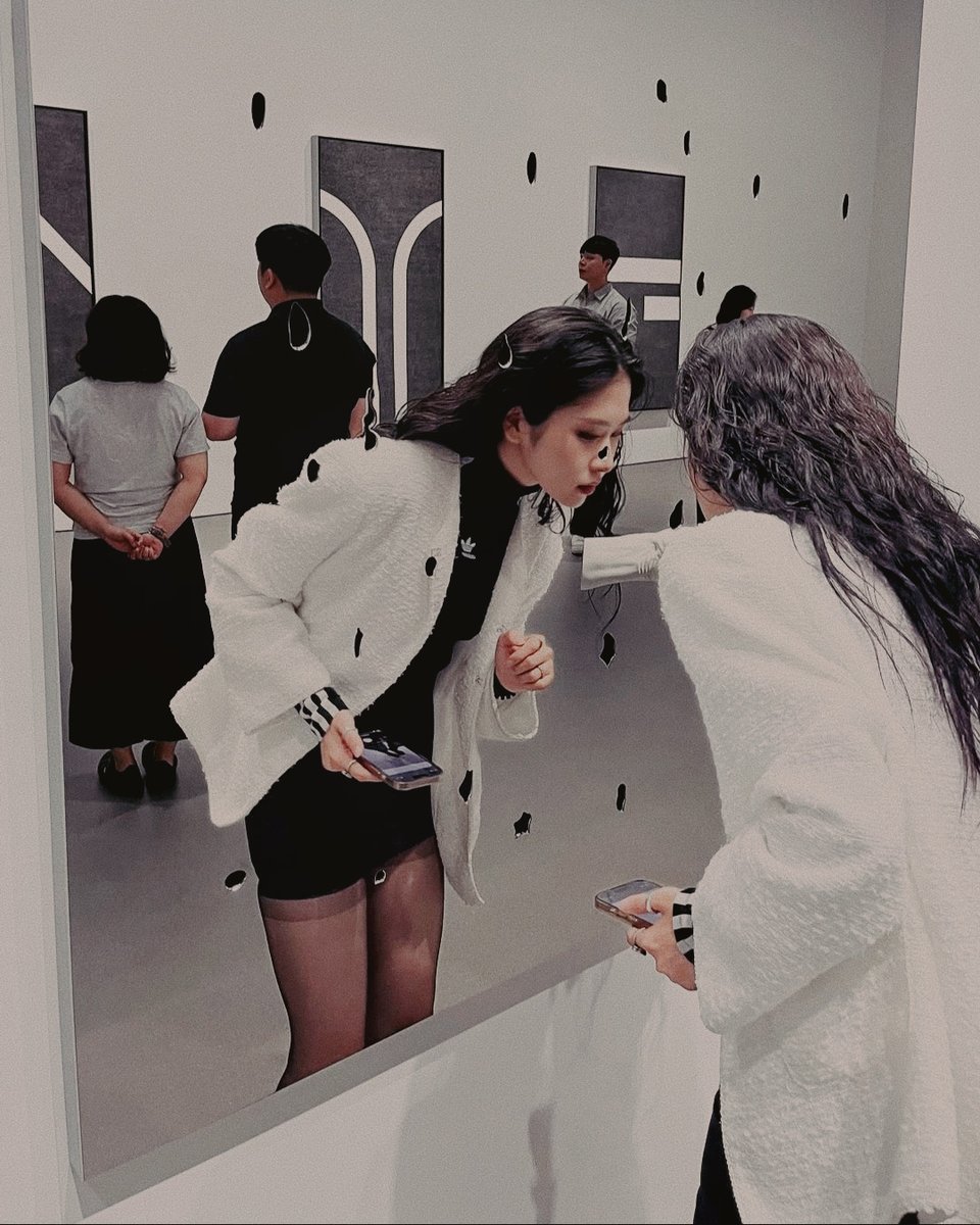 charisInaraKld's tweet photo. 𓂃۶ৎı𝔫𝔞𝔯𝔞'𝔰𝔠𝔥𝔞𝔬𝔰™⠀
⠀⠀ ⠀⠀ ⠀⠀ ⠀⠀ ⠀⠀ ⠀⠀ ⠀⠀:¨ ·.· ¨:
⠀⠀ ⠀⠀ ⠀⠀ ⠀⠀ ⠀⠀ ⠀⠀ ⠀⠀ `· . 𐙚

 Fotoğrafı görenlerin bu sen olamazsın dediği fotoğraflar ile geldim. Evet bu benim. Sadece kliniğin yorgunluğu daha beni ele geçirmedi. https://t.co/YTGq5bHkT1