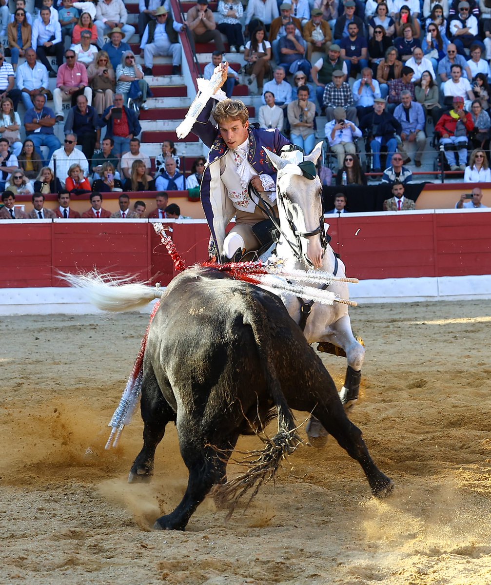 MONTIJO. Tarde grande con dos faenas muy importantes, para el recuerdo.

#DuarteEsElFuturo
