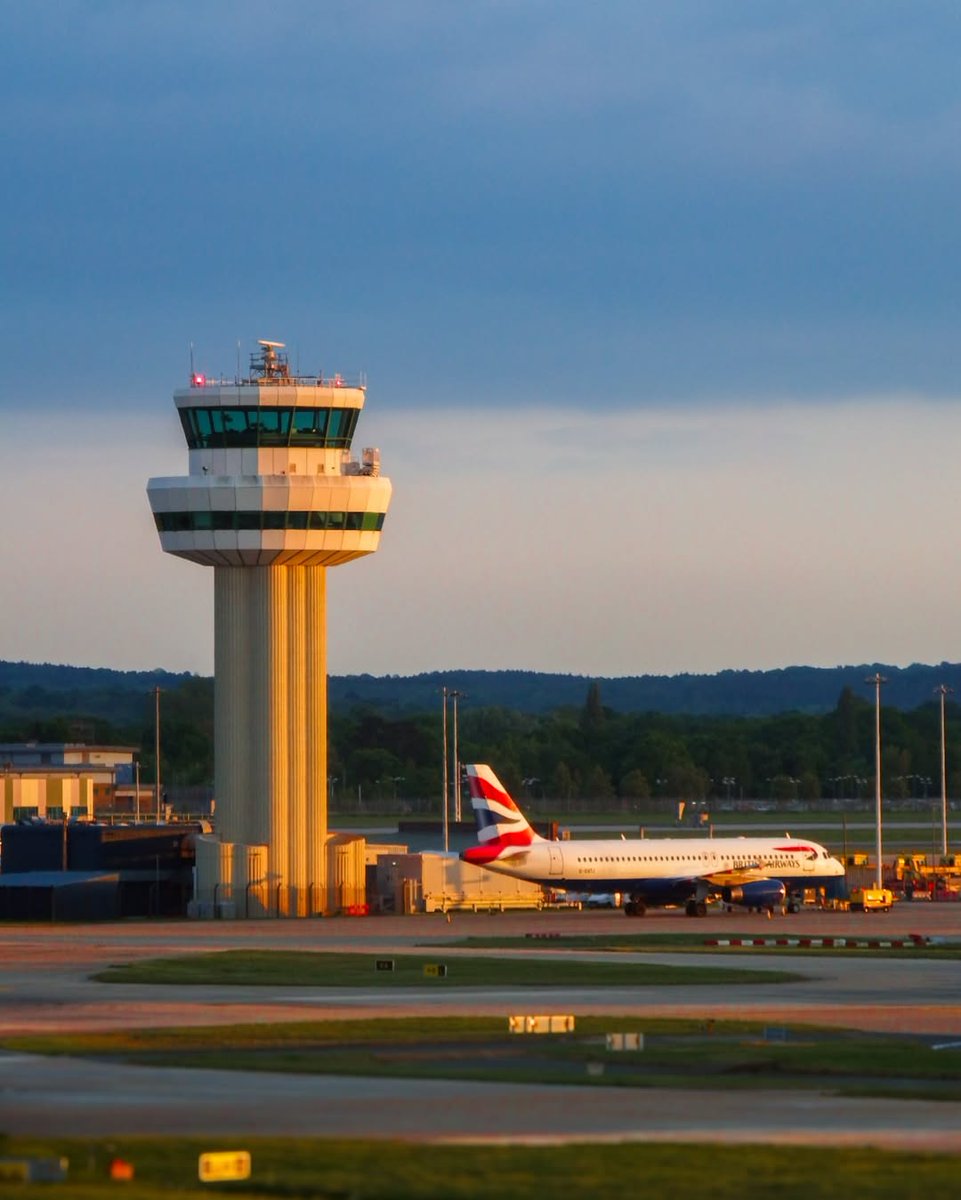 Bloc Gatwick. (@blochotellgw) on Twitter photo Another beautiful evening at <a href="/Gatwick_Airport/">London Gatwick LGW</a>. โ๏ธ๐
<a href="/British_Airways/">British Airways</a>
๐ธ IG/airsideizzy #Gatwick #PhotoOfTheDay Another beautiful evening at <a href="/Gatwick_Airport/">London Gatwick LGW</a>. โ๏ธ๐
<a href="/British_Airways/">British Airways</a>
๐ธ IG/airsideizzy #Gatwick #PhotoOfTheDay