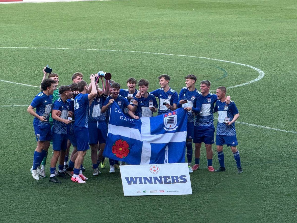 The Gate Keepers (@gatekeeperssg) on Twitter photo What a result! Played brilliantly and got the deserved win. Well done Gate! ๐
Some future ballers in our ranks!
P.s thatโs a great flag ๐คฃ
<a href="/SquiresGateJFC/">Squires Gate JFC</a> <a href="/squiresgatefc/">Squires Gate FC</a> <a href="/SquiresGateU18/">Squires Gate U18s</a> What a result! Played brilliantly and got the deserved win. Well done Gate! ๐
Some future ballers in our ranks!
P.s thatโs a great flag ๐คฃ
<a href="/SquiresGateJFC/">Squires Gate JFC</a> <a href="/squiresgatefc/">Squires Gate FC</a> <a href="/SquiresGateU18/">Squires Gate U18s</a>